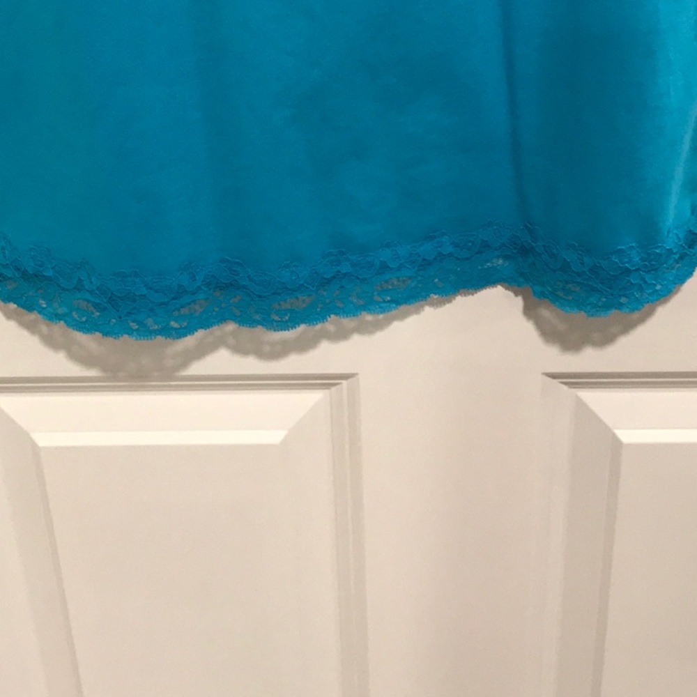 Ann Taylor tank top size small - Picture 3 of 5